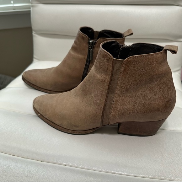 Aquatalia Taupe Weatherproof Leather Ankle Booties 7.5 - Picture 4 of 7